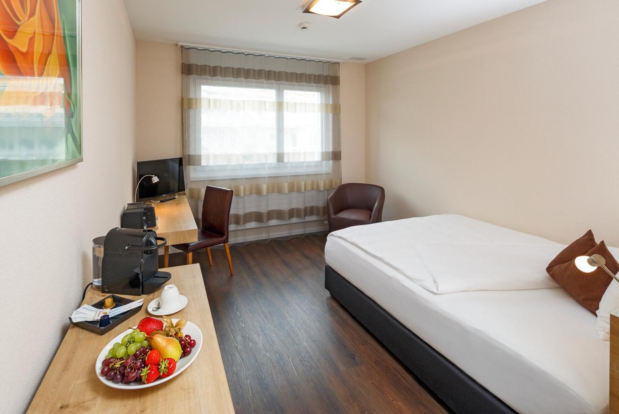 Villmergen Swiss Quality Hotel Exterior foto