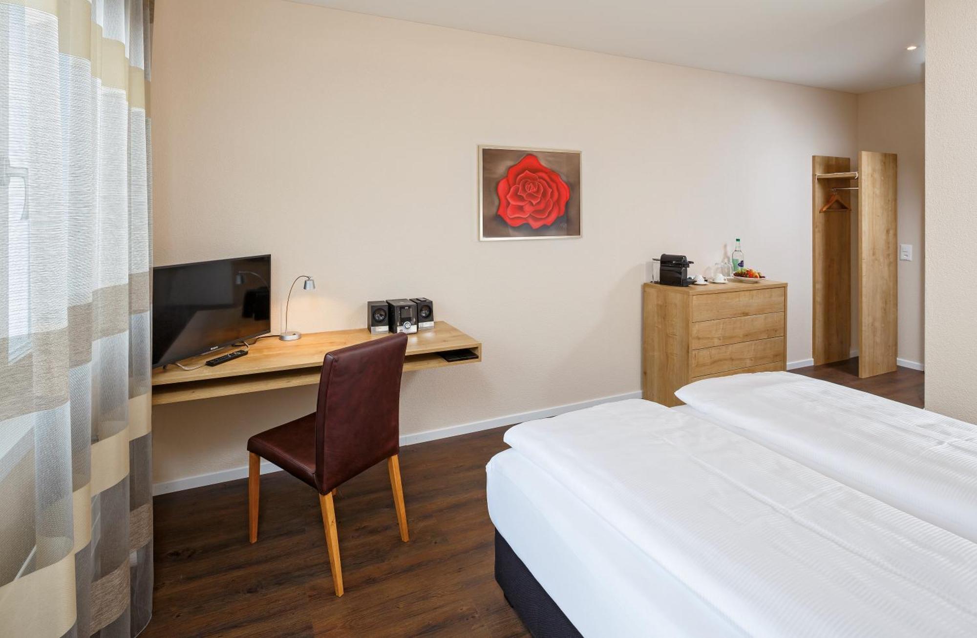 Villmergen Swiss Quality Hotel Exterior foto